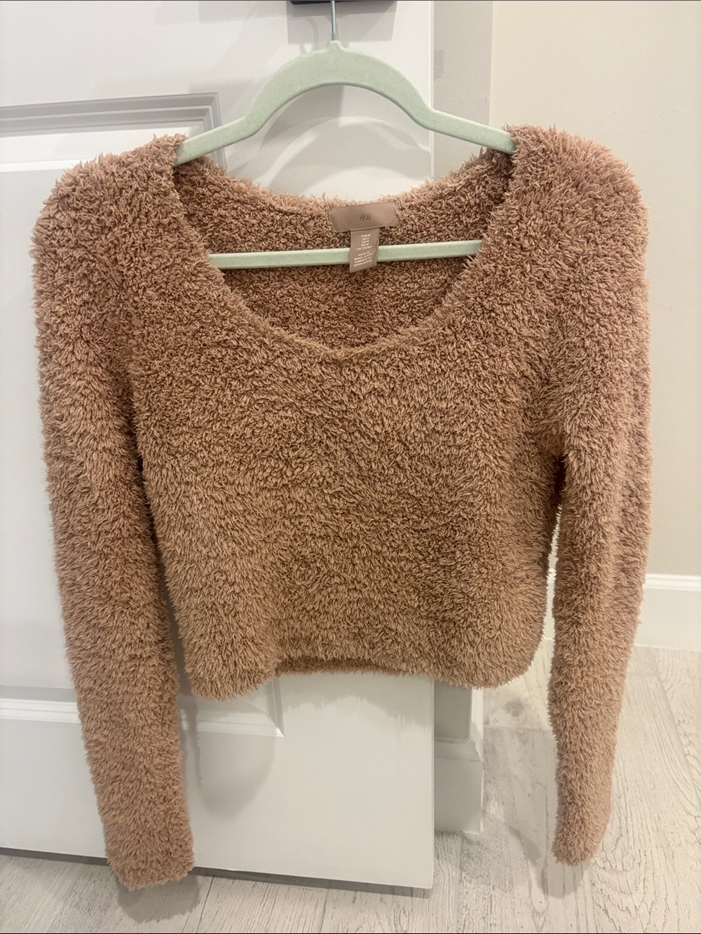 H&M Fuzzy Scoop-Neck Sweater in Camel Brown